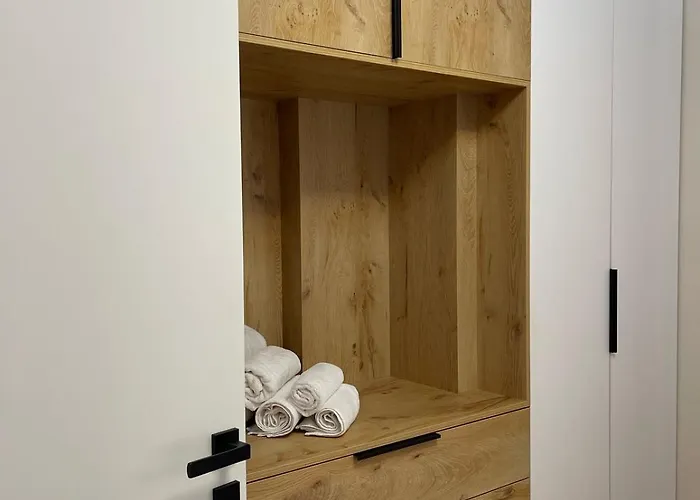 Sole By Gs * Durrës